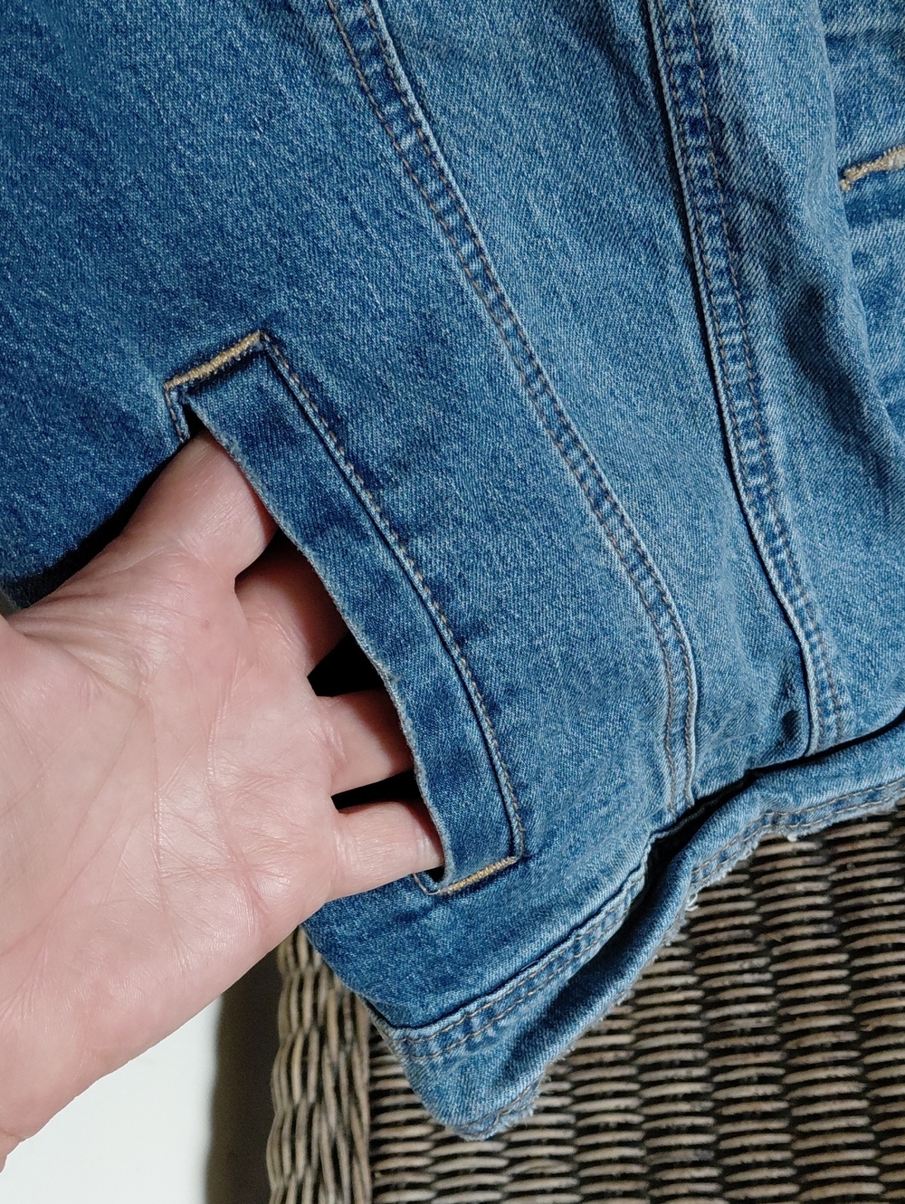 Universal Thread Jean Jacket - Picture 5 of 13